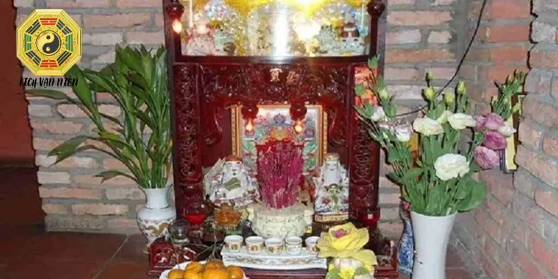 4 lưu ý khi xem ngày tốt thay bàn thờ mới